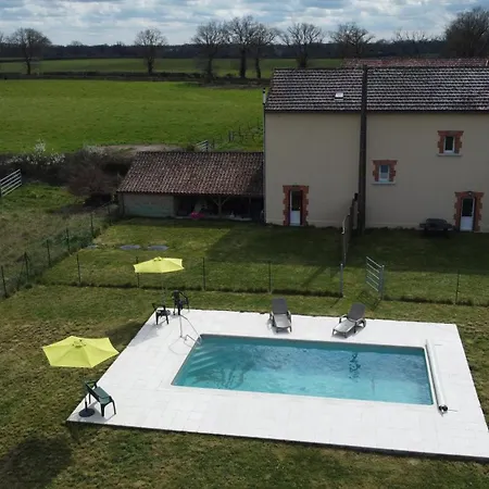 Le Petit De La Bredanchere Holiday home *